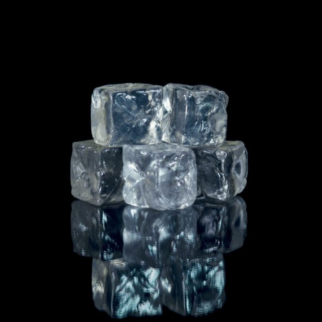 opaque artificial ice cubes
